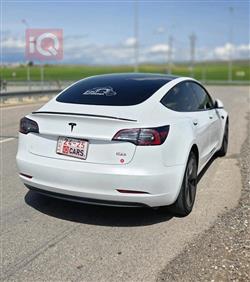 تسلا موديل 3